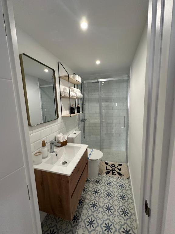 Apartamentos Urbanin II Plaza De San Pedro Кудилеро Екстериор снимка