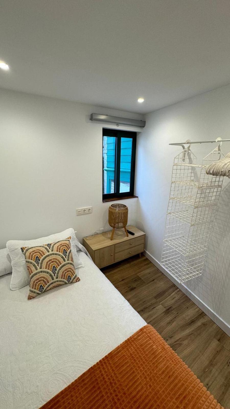 Apartamentos Urbanin II Plaza De San Pedro Кудилеро Екстериор снимка